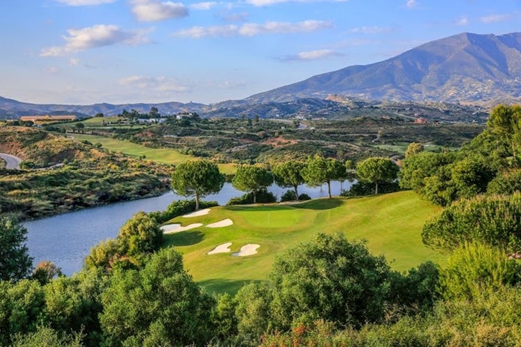 Den ultimata guiden till golfhotell i Spanien