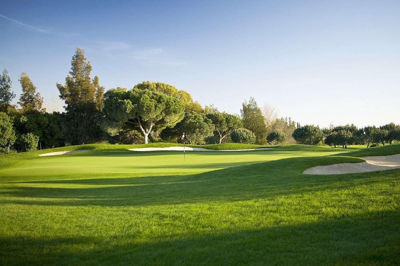 Vilamoura Golf Holidays Guide