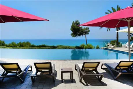 Infinitum Golf & Beach Resort