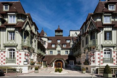 Barriere Hotel Le Normandy